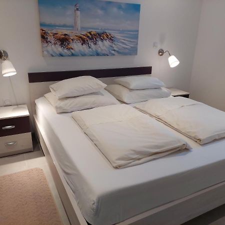 Gavza Dream View Apartment Đảo Đảo Cres Ngoại thất bức ảnh