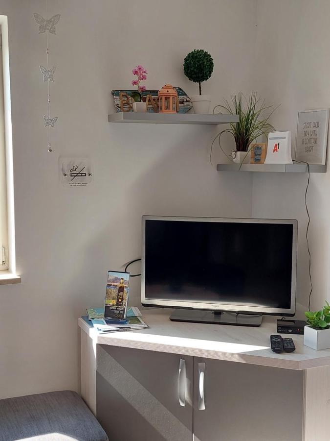 Gavza Dream View Apartment Đảo Đảo Cres Ngoại thất bức ảnh